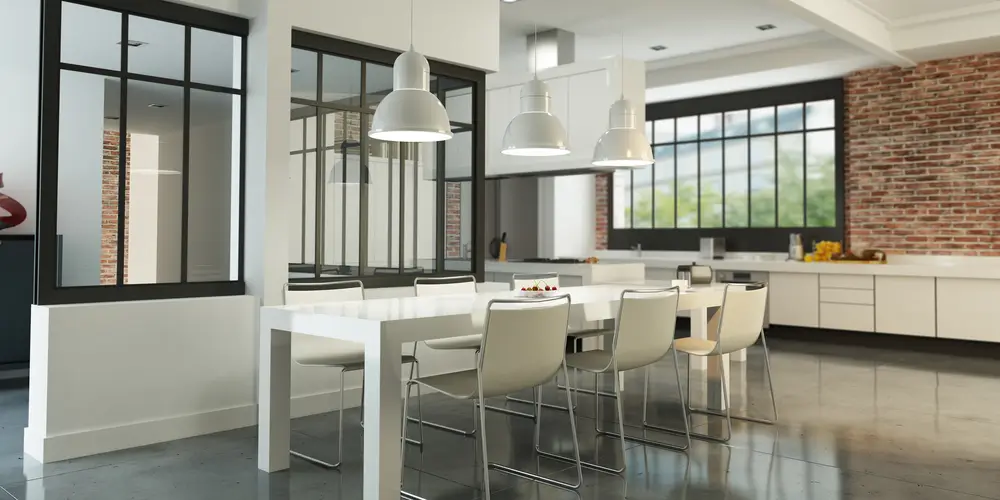 Loft d'artiste avec une magnifique cuisine intégrée.